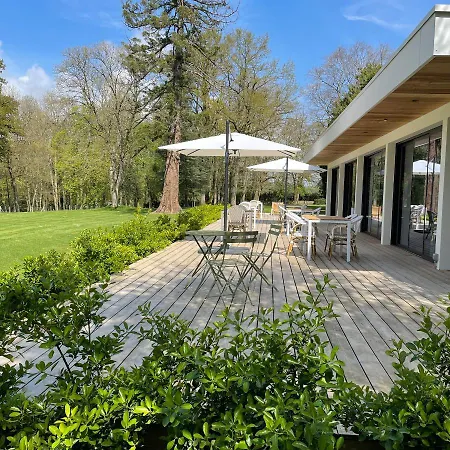Hotel Le Corbusson 3*