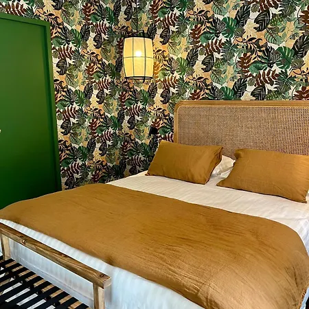 Le Corbusson 호텔 3*