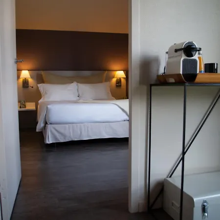 Hotel Le Corbusson Saint-Berthevin