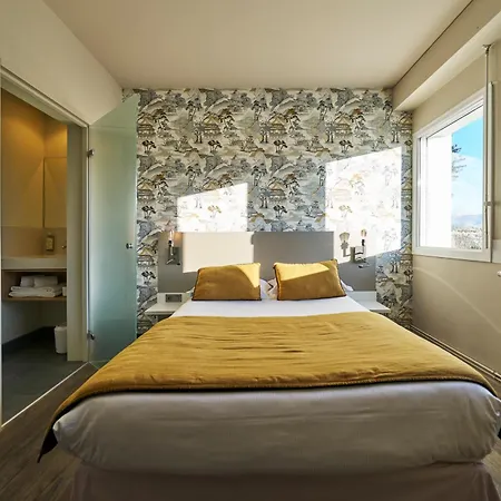 Hotel Le Corbusson 3*
