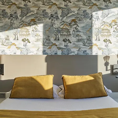 Le Corbusson Hotel