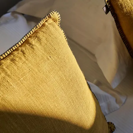 Le Corbusson Hotel 3*