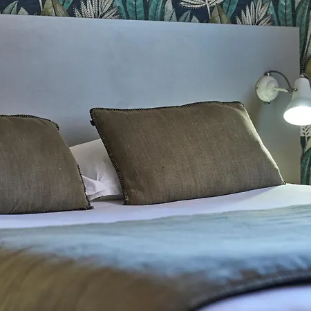 Hotel Le Corbusson Saint-Berthevin