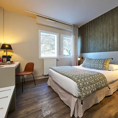 Le Corbusson Hotel