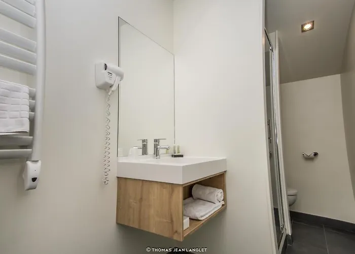 Hotel Le Corbusson 3*