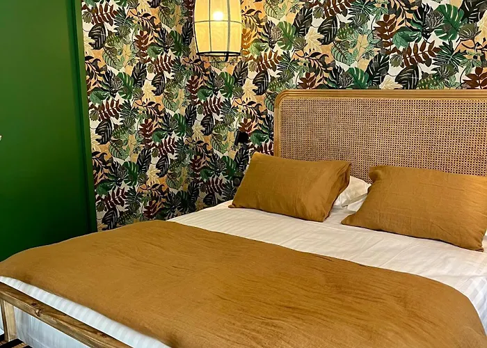 Le Corbusson Hotel 3*